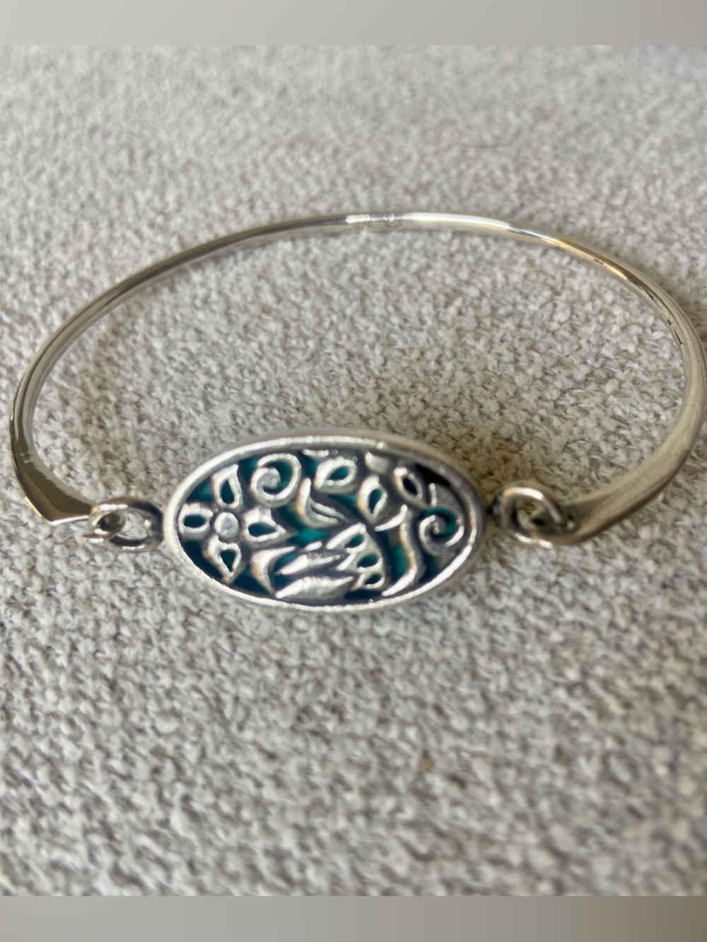 Sterling Silver Filigree Oval Bangle Bracelet - Silver - Picture 1 of 17